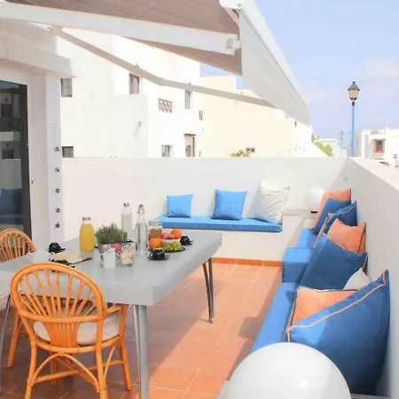 Gran terraza, 1 minuto de las piscinas naturales Punta Mujeres Exterior foto