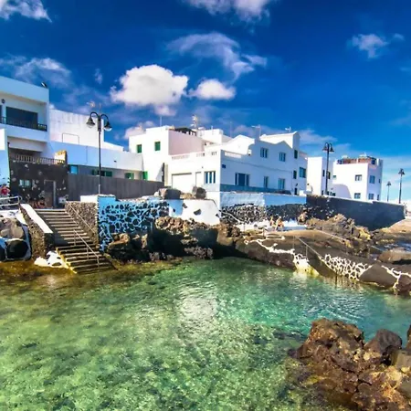 Gran terraza, 1 minuto de las piscinas naturales Punta Mujeres Exterior foto